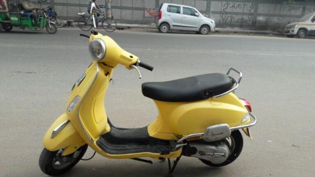 Piaggio Vespa 125cc 2013 Piaggio Vespa 125cc 2013
