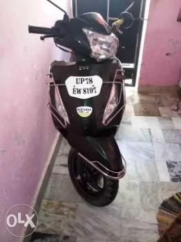 Tvs Jupiter Scooter For Sale In Kanpur Id 1416744908 Droom