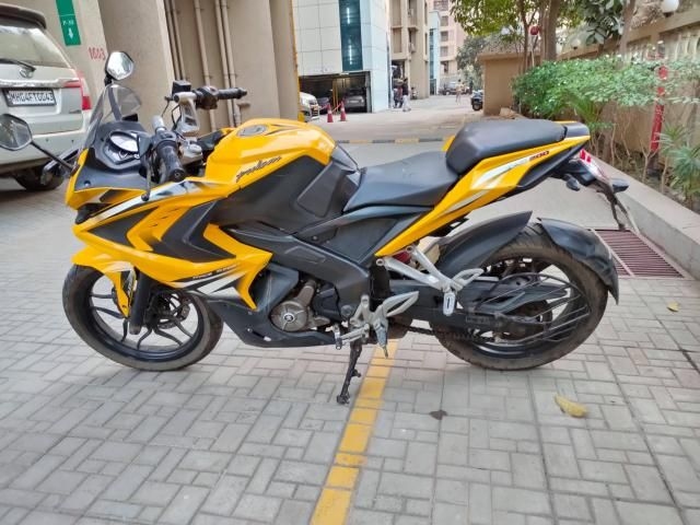 122 Used Yellow Color Bajaj Pulsar Rs Motorcycle Bike For Sale Droom