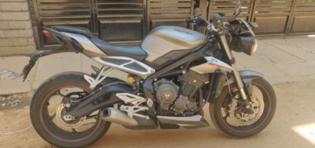 triumph street triple second hand