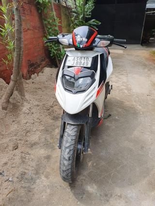 aprilia sr 125 second hand price