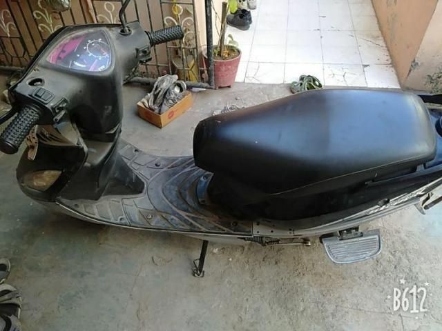 second hand tvs scooty